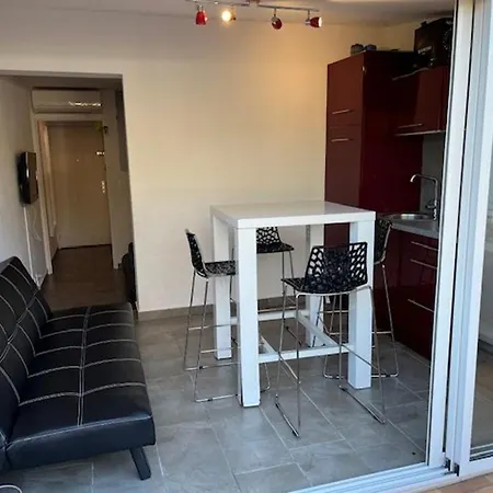 T2 Climatise Au Coeur Du Cap D'agde, Proche Port Et Plages, 4 Personnes - Fr-1-749-41 Apartamento